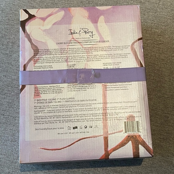 New in Box India and Purry Cherry Blossom Gift Set - Picture 5 of 5